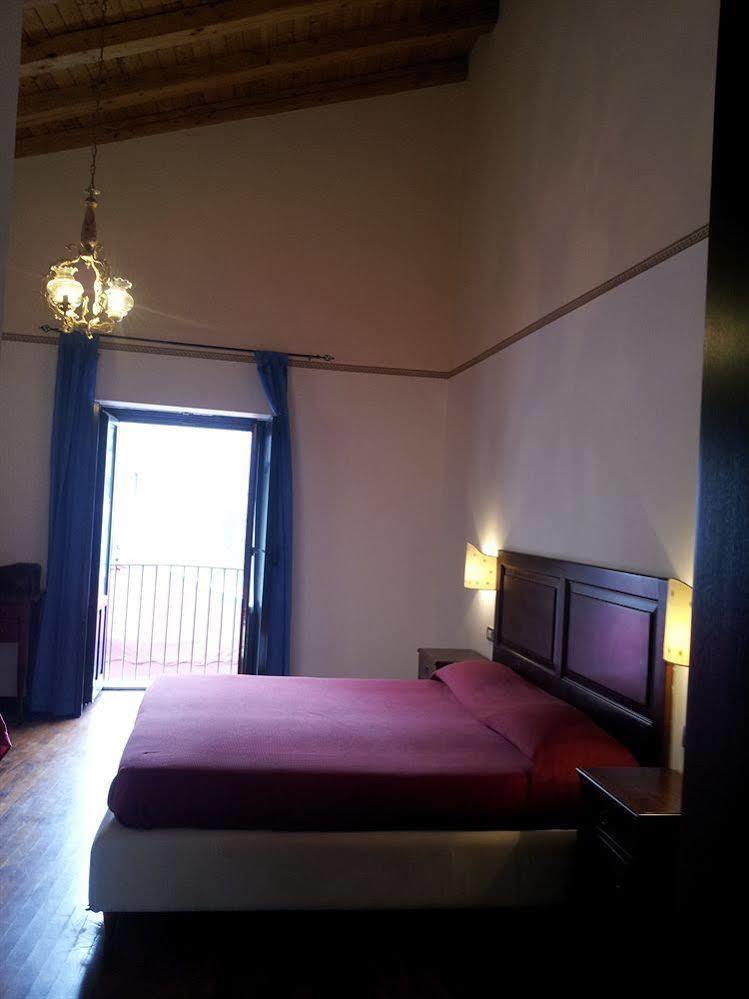 Central Rooms Il Re Catania Luaran gambar