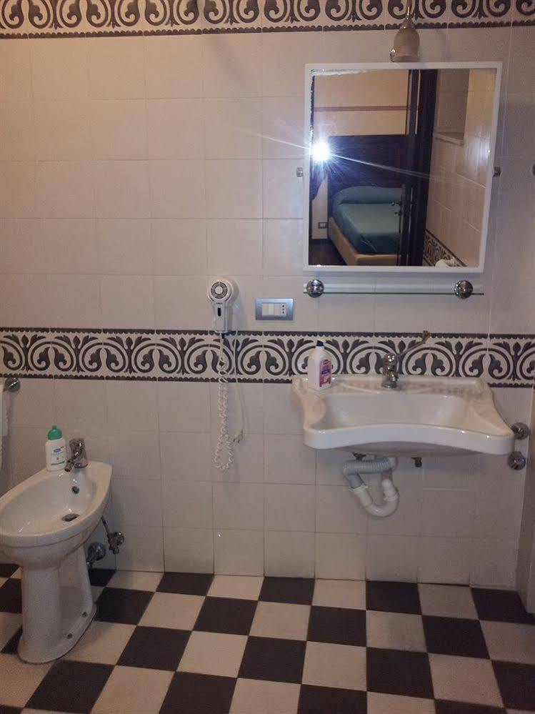 Central Rooms Il Re Catania Luaran gambar